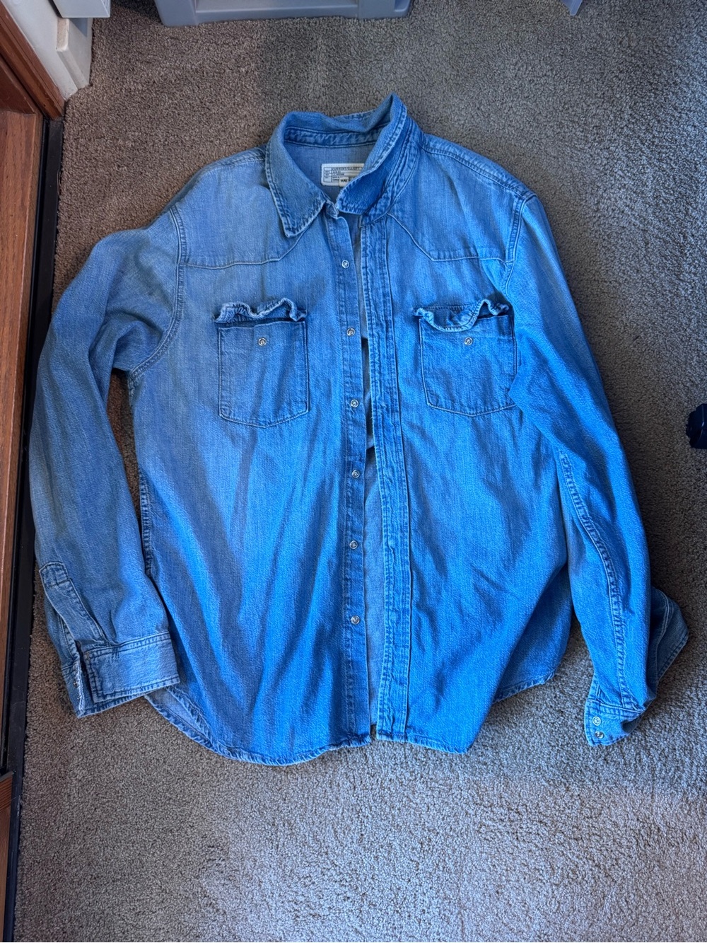 Current/Elliott Light Blue Denim Button-Down Shirt 100% cotton